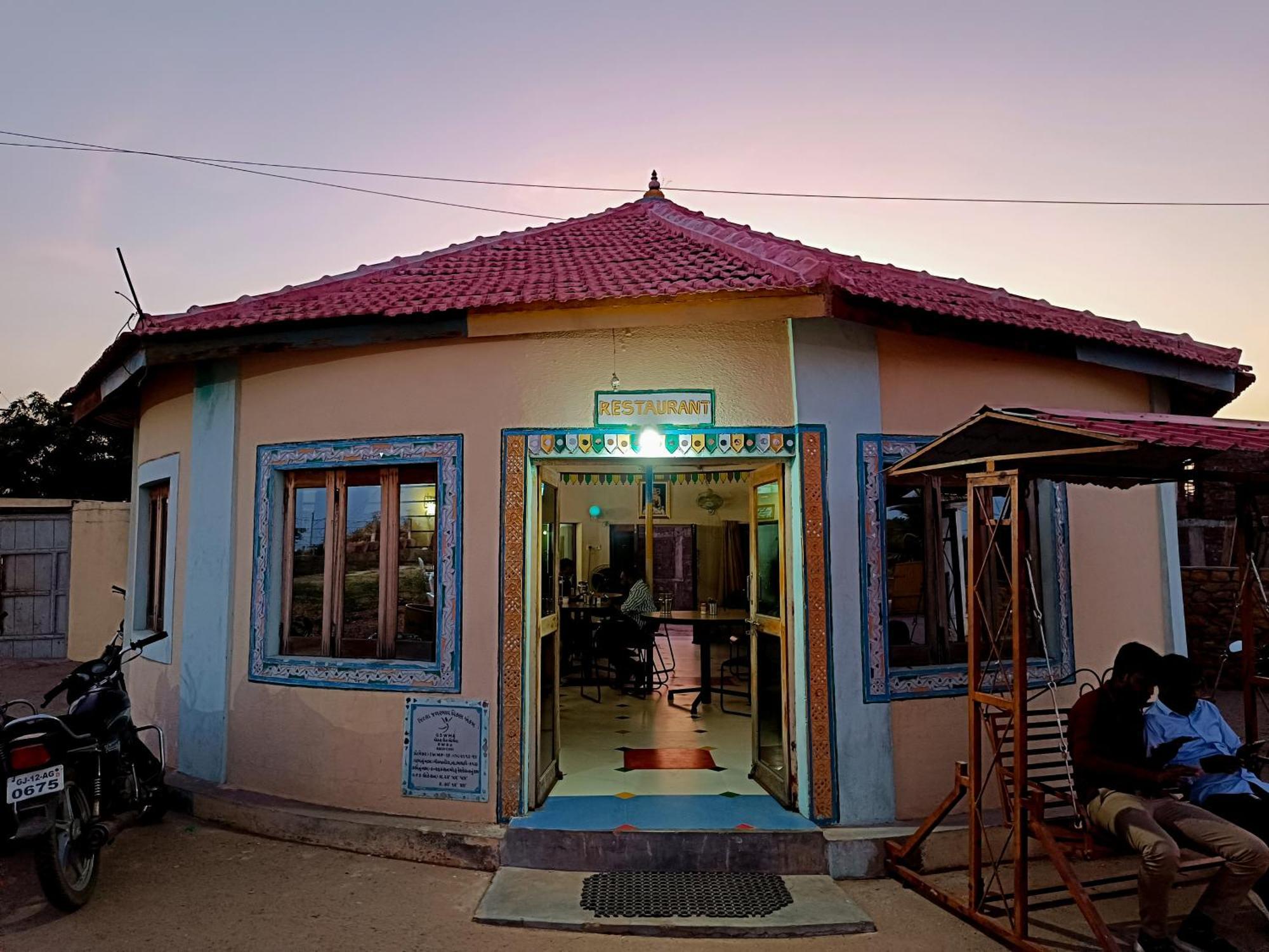 Dholavira Tourism Resort Buitenkant foto