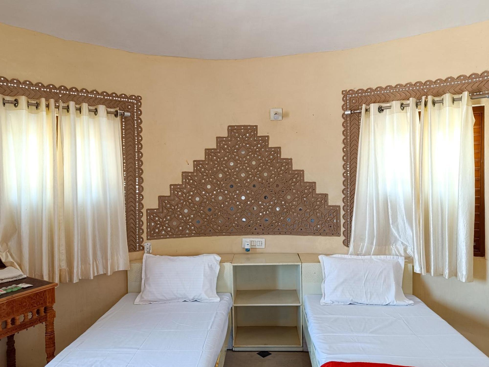Dholavira Tourism Resort Buitenkant foto