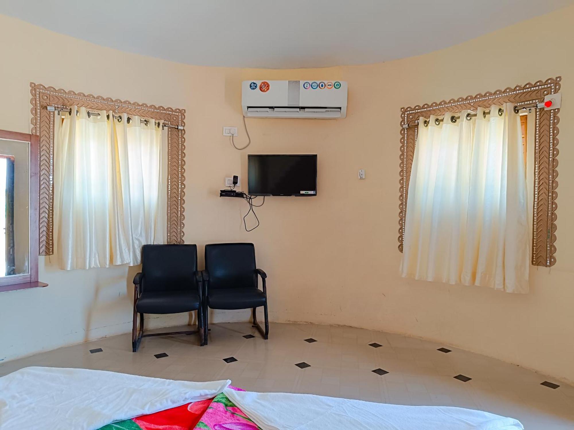 Dholavira Tourism Resort Buitenkant foto