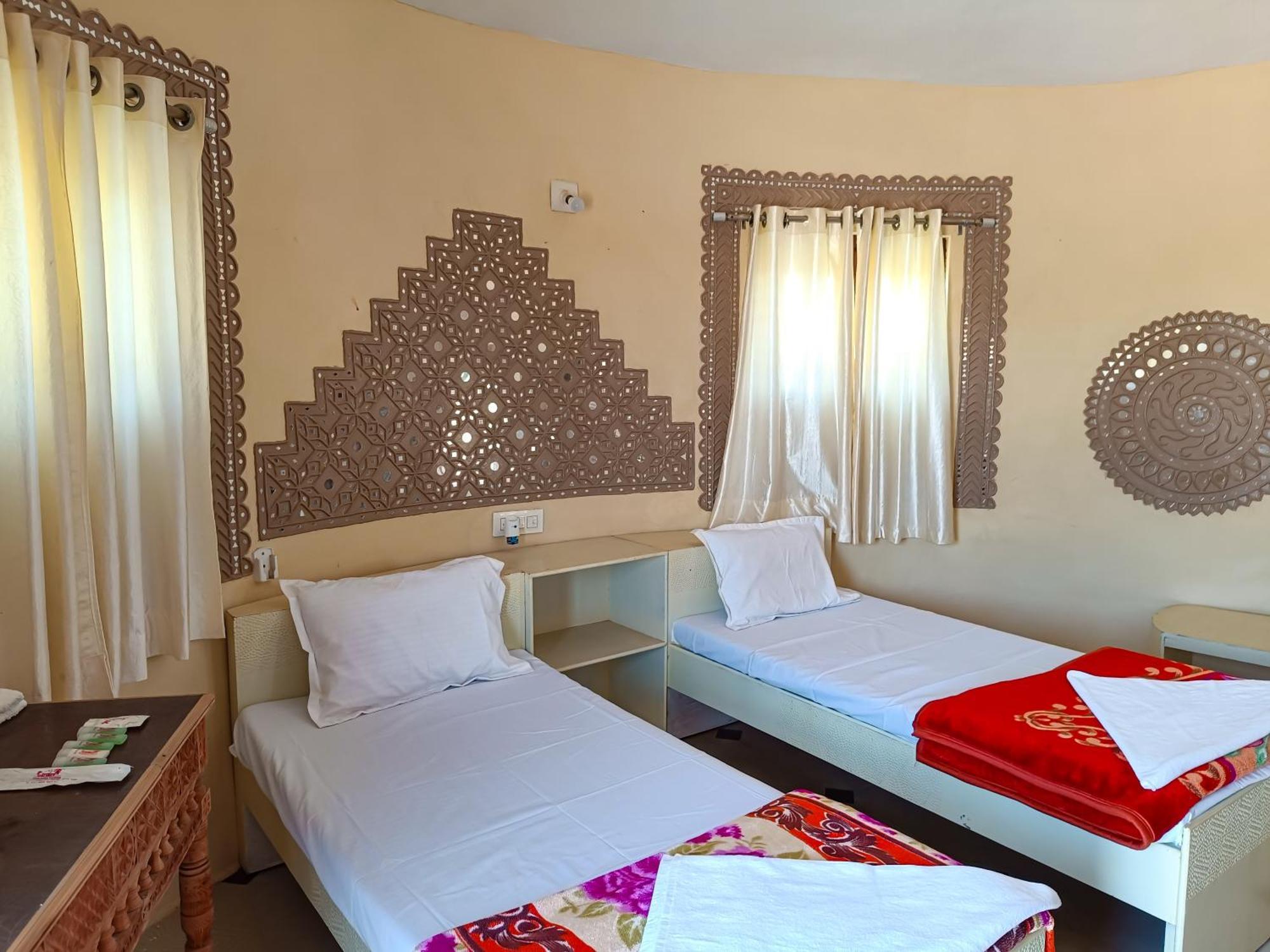 Dholavira Tourism Resort Buitenkant foto