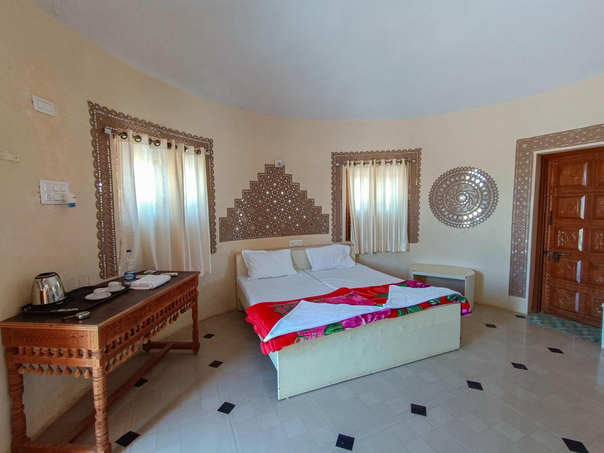 Dholavira Tourism Resort Buitenkant foto